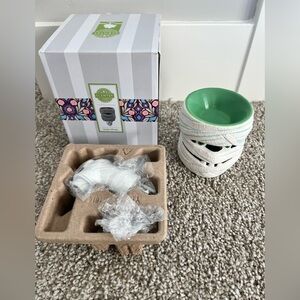 Scentsy Under Wraps Mini Warmer